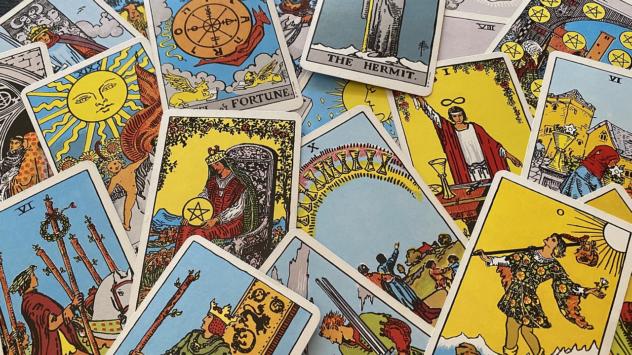 The best tarot and oracle decks I’ve found